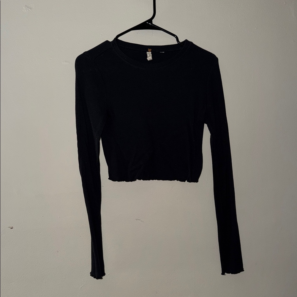 La Hearts Black Ribbed Long Sleeve Crop Top